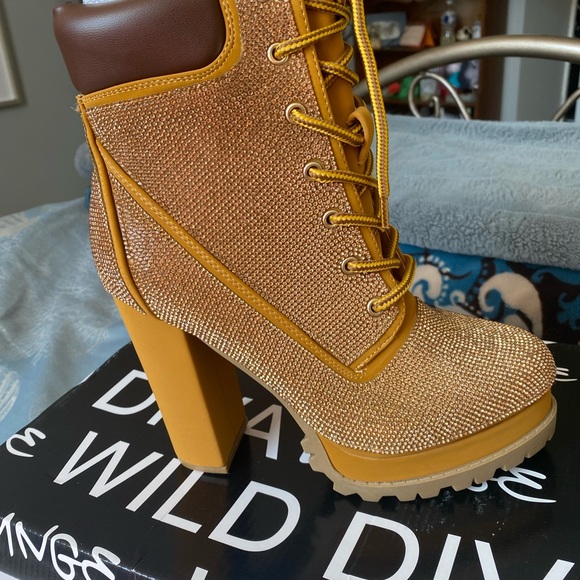 Camel Rhinestone High heeled boots - Picture 3 of 4